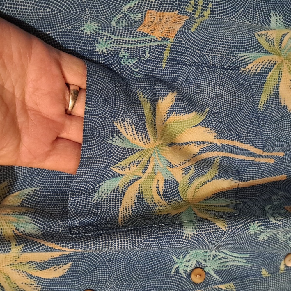 Tori Richard Blue Palm Print Men's Shirt. Size Large. - Picture 3 of 8